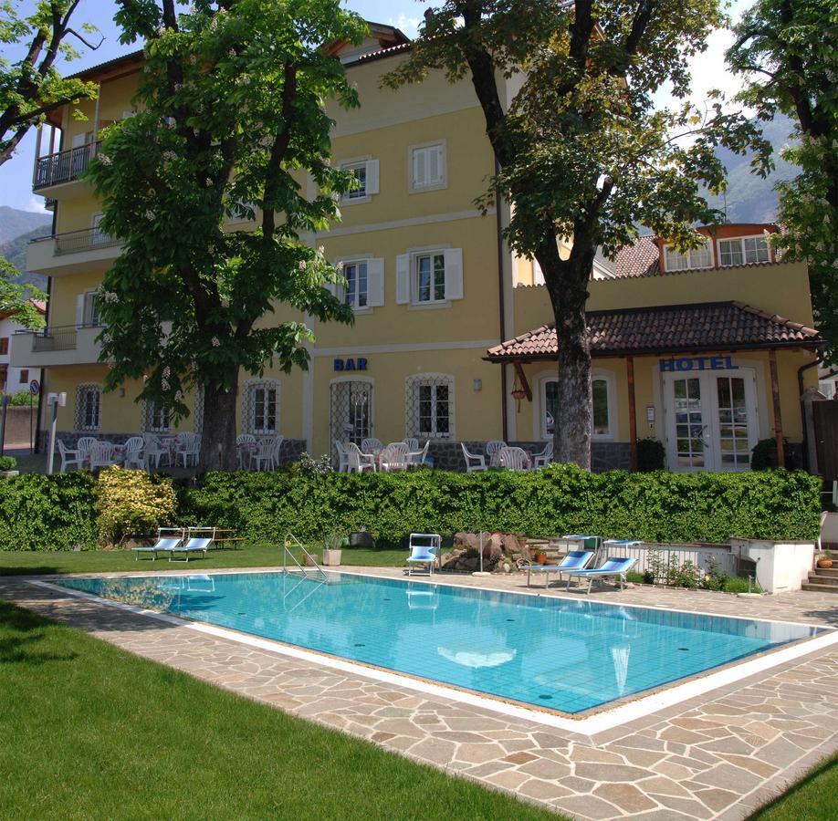 Hotel Stampfer B&B Лайвес Экстерьер фото