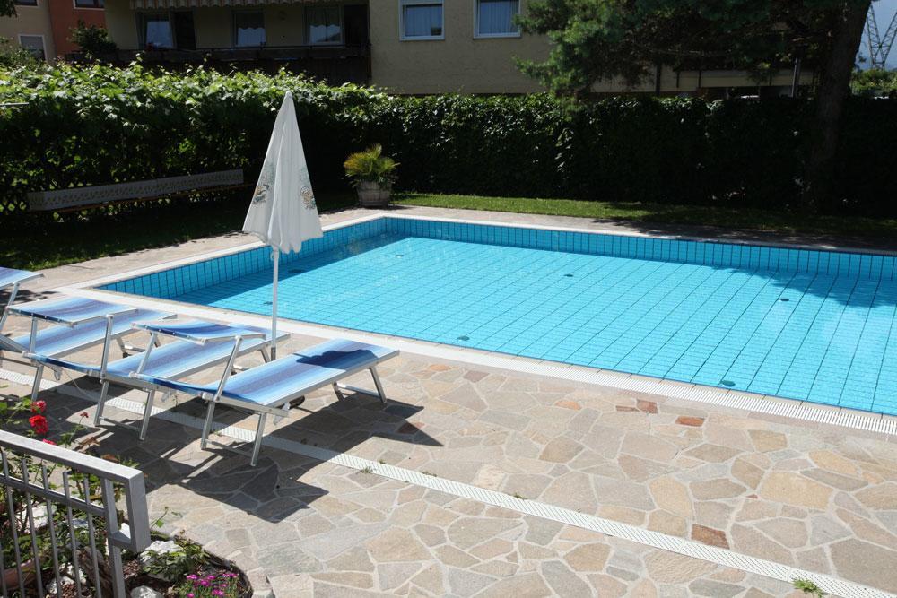 Hotel Stampfer B&B Лайвес Экстерьер фото